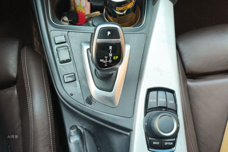 BMW 3 Series 2019 #16 BMW 3 Series 2019 car image #16