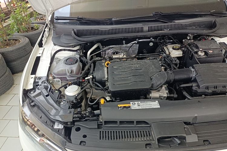 Volkswagen Polo 2023 car image #23
