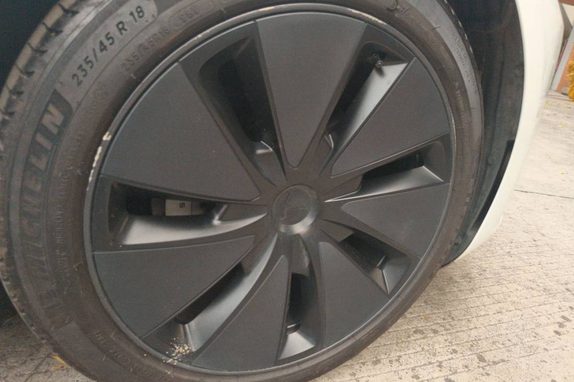 Tesla Model 3 2024 imagen de coche #9