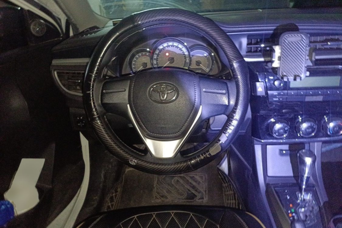 Toyota Corolla 2016 immagine di auto #22