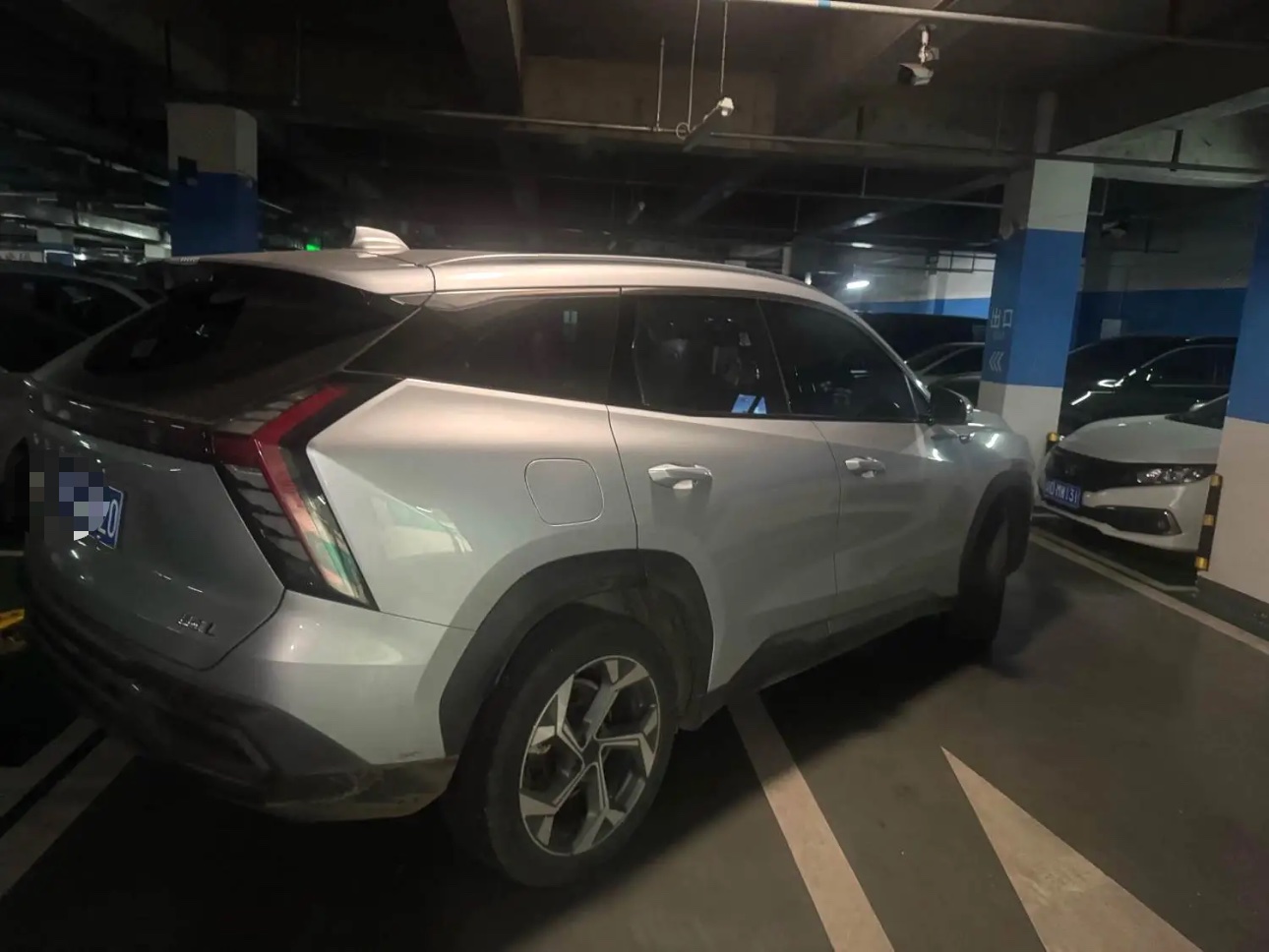 GEELY Boyue L 2023 изображение автомобиля #6