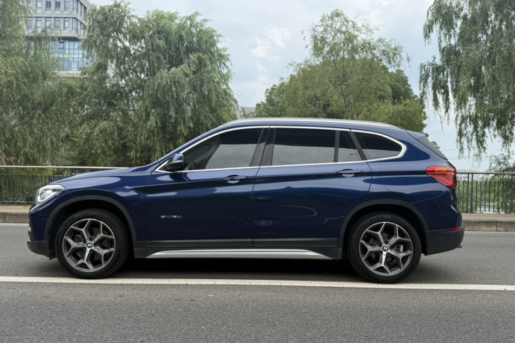 BMW X1 2018 #14 BMW X1 2018 car image #14