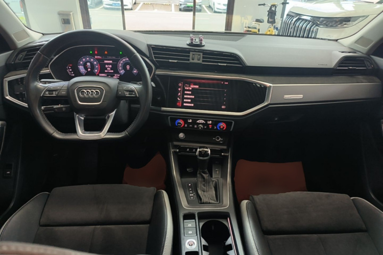 Audi Q3 2020 #10 Audi Q3 2020 immagine di auto #10