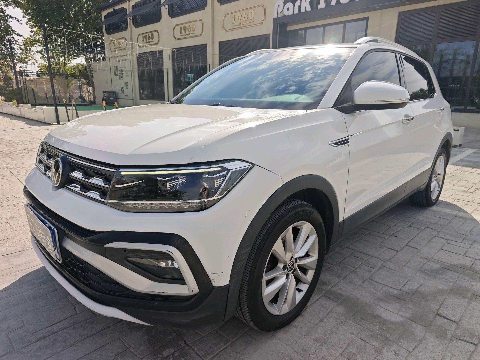Volkswagen T-Cross 2021 Volkswagen T-Cross 2021 car image
