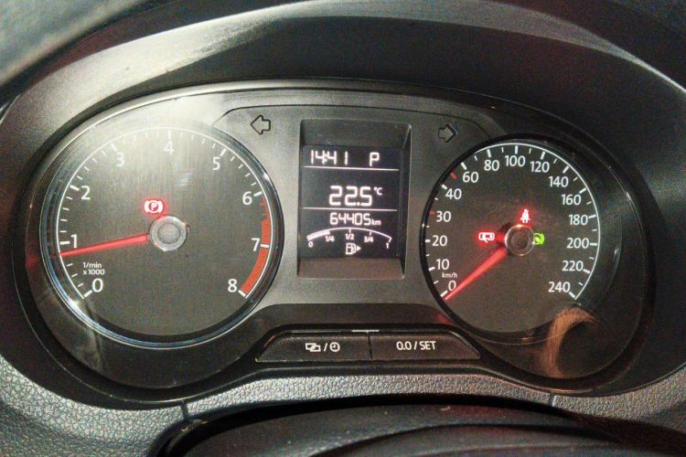Volkswagen Polo 2016 #13 Volkswagen Polo 2016 car image #13