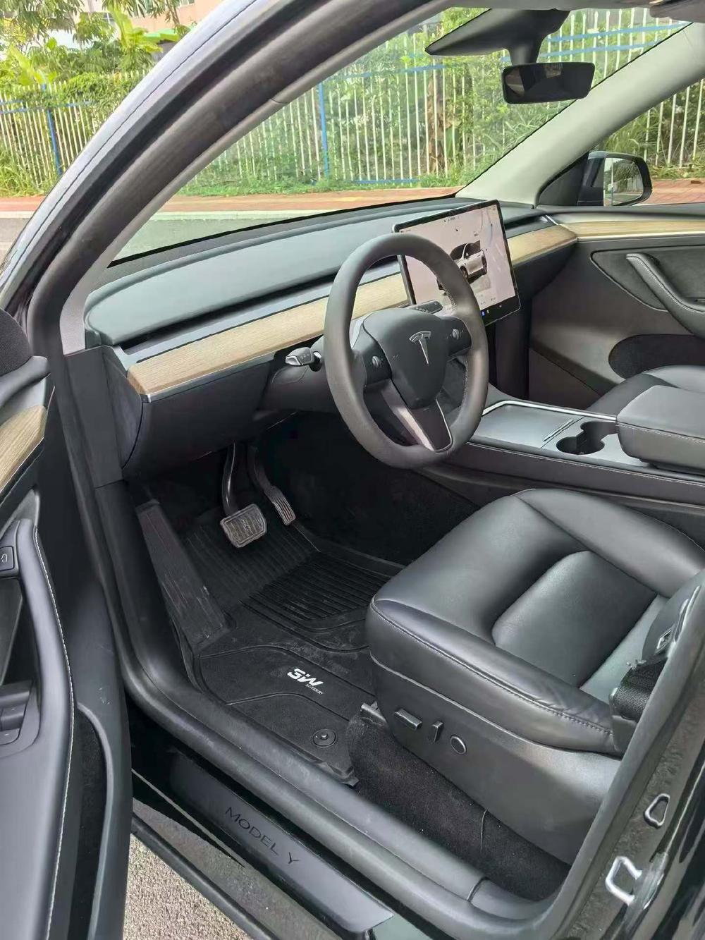 Tesla Model Y 2021 #8 Tesla Model Y 2021 car image #8