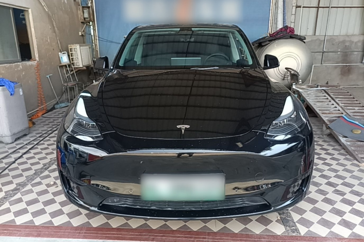 Tesla Model Y 2023 #3 Tesla Model Y 2023 car image #3