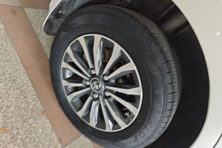 Toyota Corolla 2019 #4 Toyota Corolla 2019 car image #4