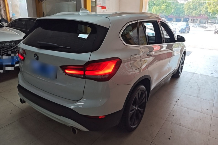 BMW X1 2022 car image #7