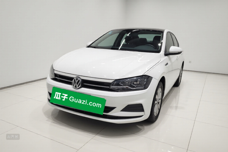 Volkswagen Polo 2019 car image #2