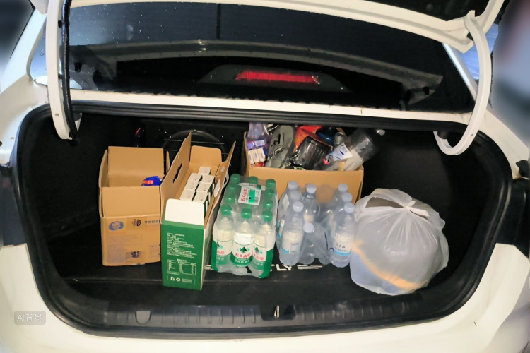 GEELY Emgrand 2022 car image #21