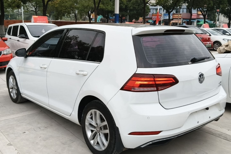 Volkswagen Golf 2019 #7 Volkswagen Golf 2019 صورة سيارة #7