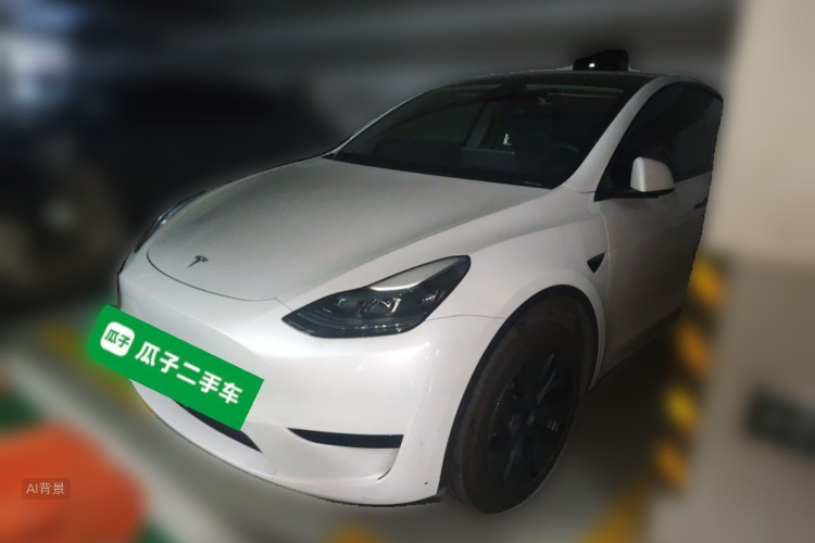 Tesla Model Y 2024 car image #2