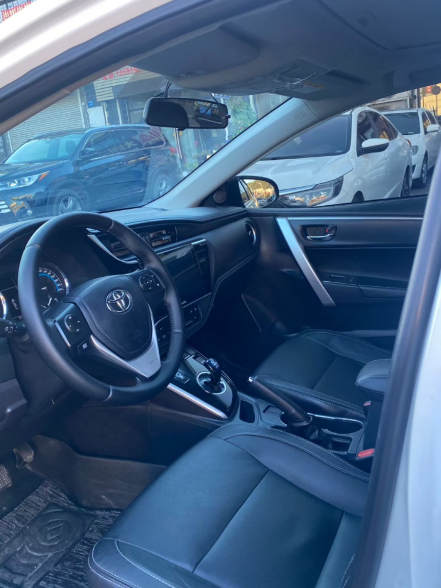 Toyota Corolla 2017 car image #8