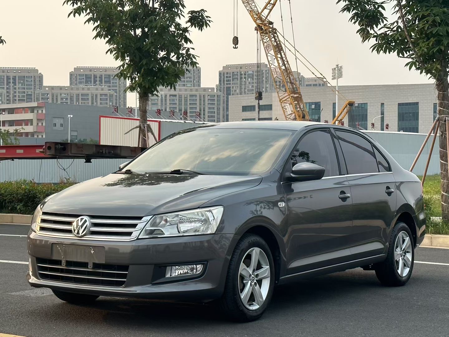 Volkswagen Santana 2014 car image 