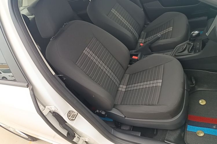 Volkswagen Lavida 2021 car image #24
