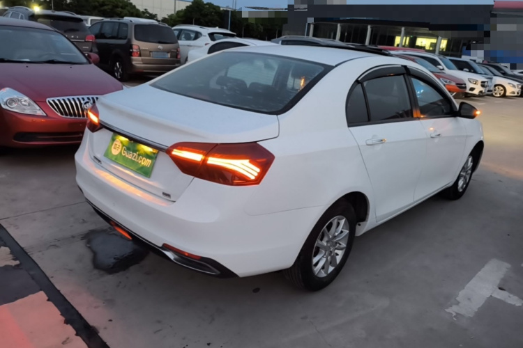 GEELY Emgrand 2020 #7 GEELY Emgrand 2020 car image #7