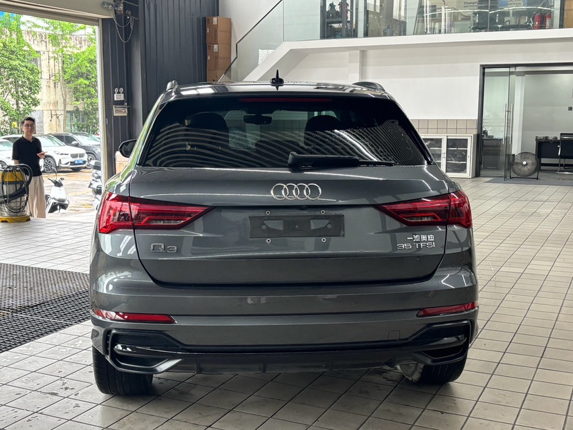 Audi Q3 2022 #6 Audi Q3 2022 car image #6