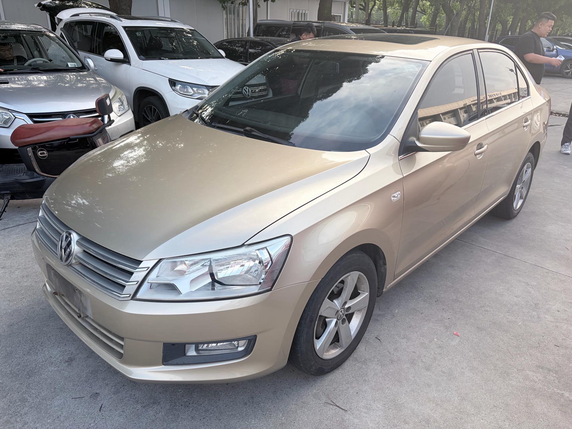 Volkswagen Santana 2014 Volkswagen Santana 2014 car image