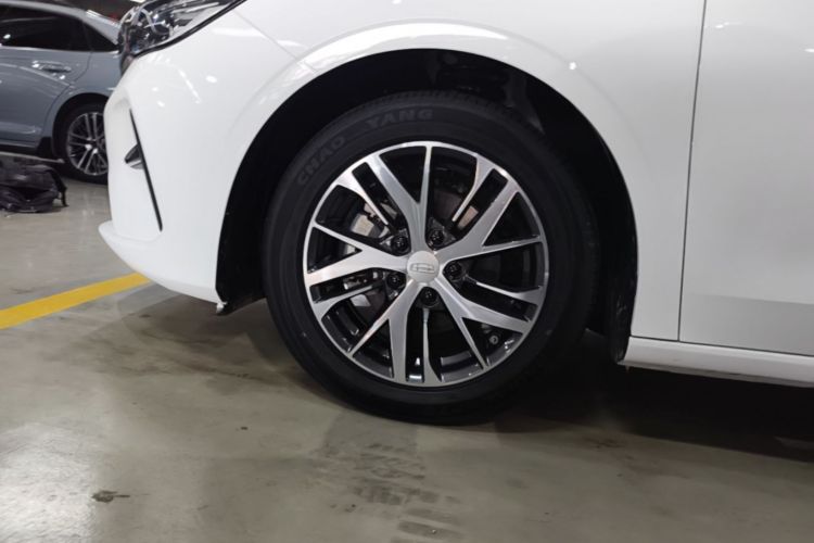 GEELY Emgrand 2023 #9 GEELY Emgrand 2023 car image #9