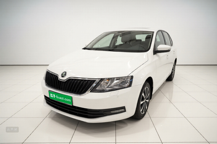 Skoda Rapid 2019 car image #2