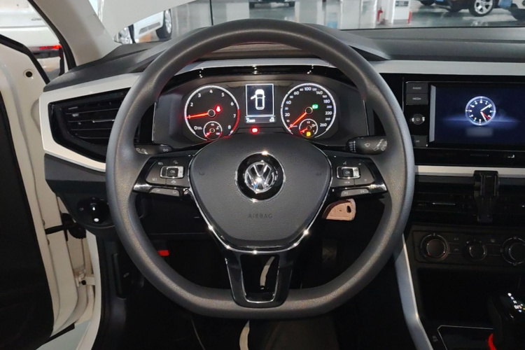 Volkswagen Polo 2020 #11 Volkswagen Polo 2020 car image #11