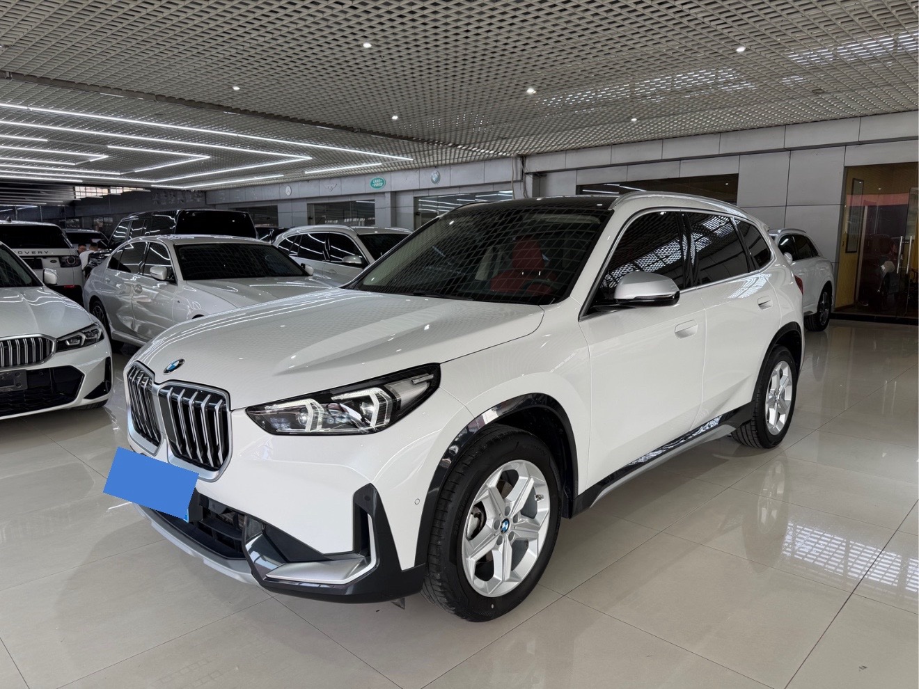 BMW X1 2023 BMW X1 2023 car image