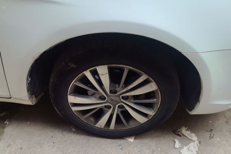 GEELY Emgrand 2019 #9 GEELY Emgrand 2019 car image #9