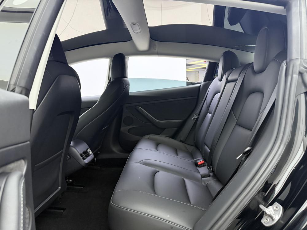 Tesla Model 3 2021 #14 Tesla Model 3 2021 car image #14