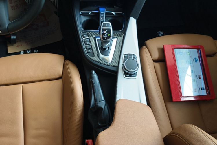 BMW 3 Series GT 2019 #14 BMW 3 Series GT 2019 car image #14
