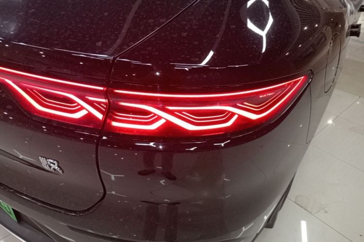 BYD Han 2024 car image #8