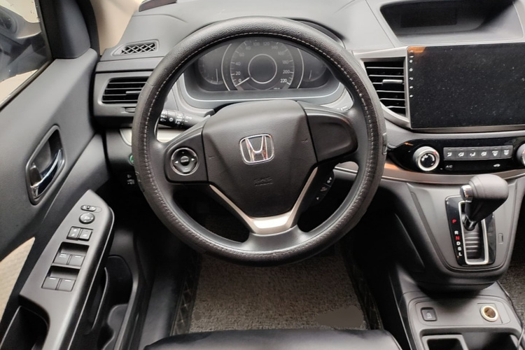 Honda CR-V 2017 immagine di auto #11