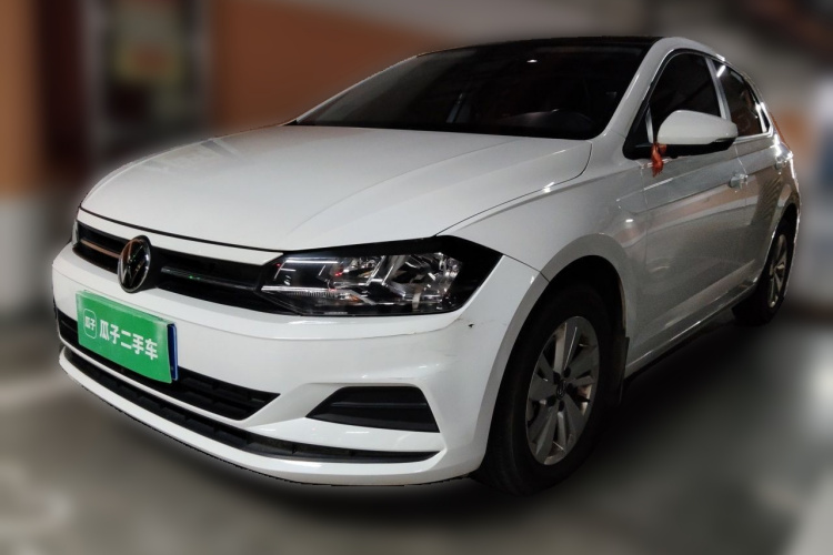 Volkswagen Polo 2023 car image #2