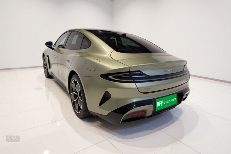 MI SU7 2025 car image #5