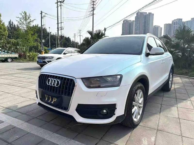 Audi Q3 2015 immagine di auto 