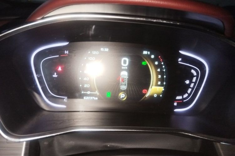 GEELY Coolray 2019 #13 GEELY Coolray 2019 car image #13