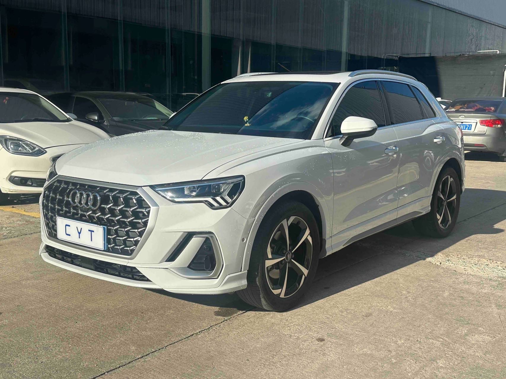 Audi Q3 2024 Audi Q3 2024 car image