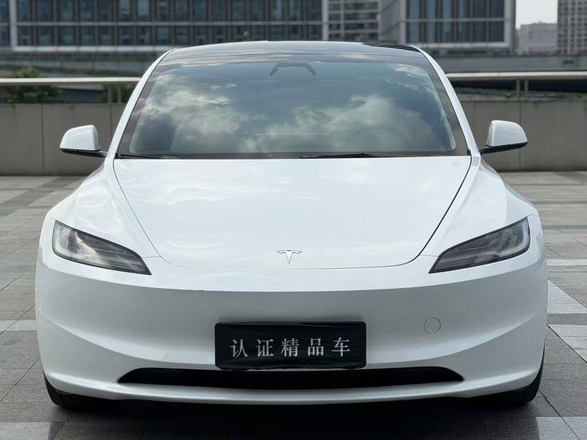 Tesla Model 3 2024 Tesla Model 3 2024 car image