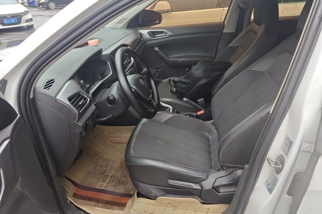 Volkswagen T-Cross 2020 #18 Volkswagen T-Cross 2020 immagine di auto #18