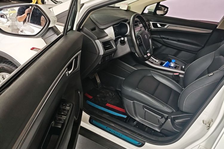 GEELY Emgrand GS 2018 #16 GEELY Emgrand GS 2018 car image #16
