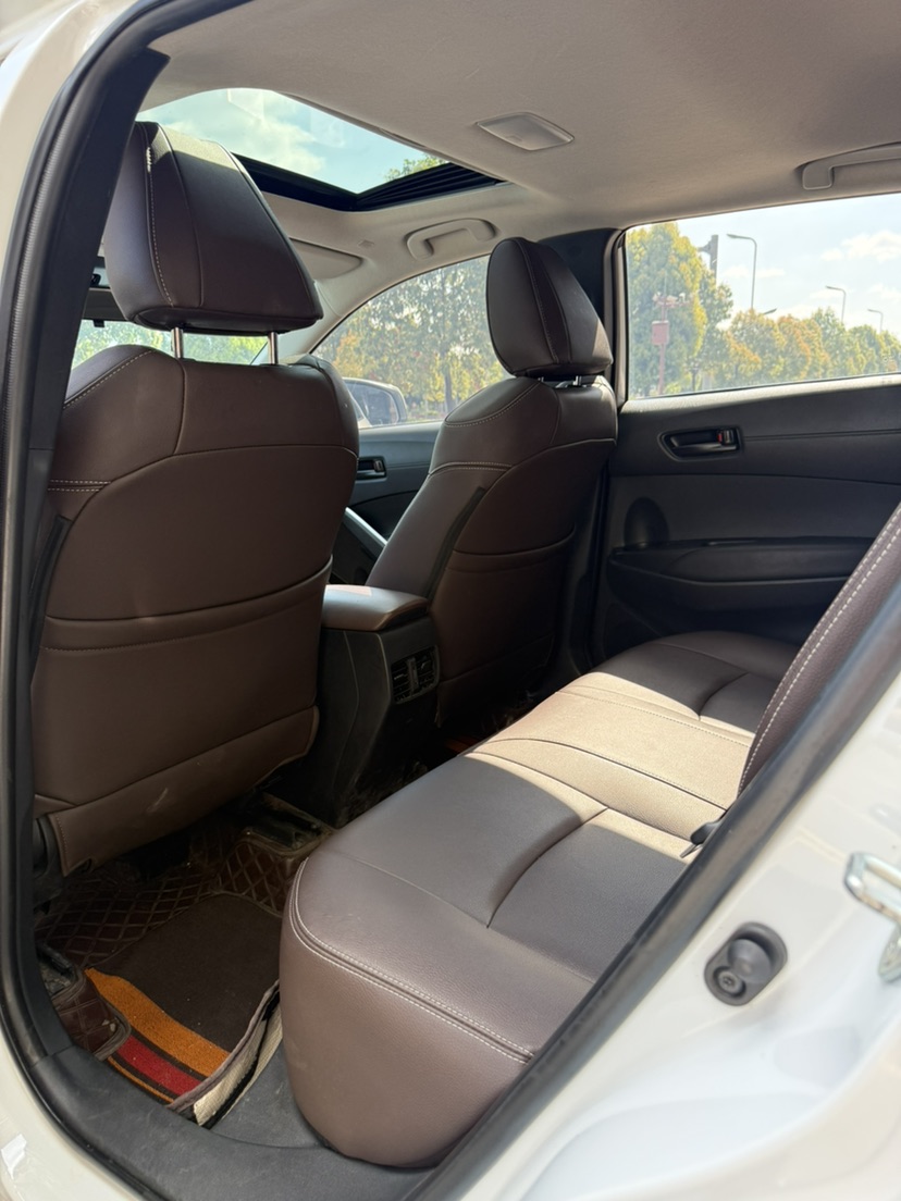 Toyota Corolla Cross 2023 car image #5