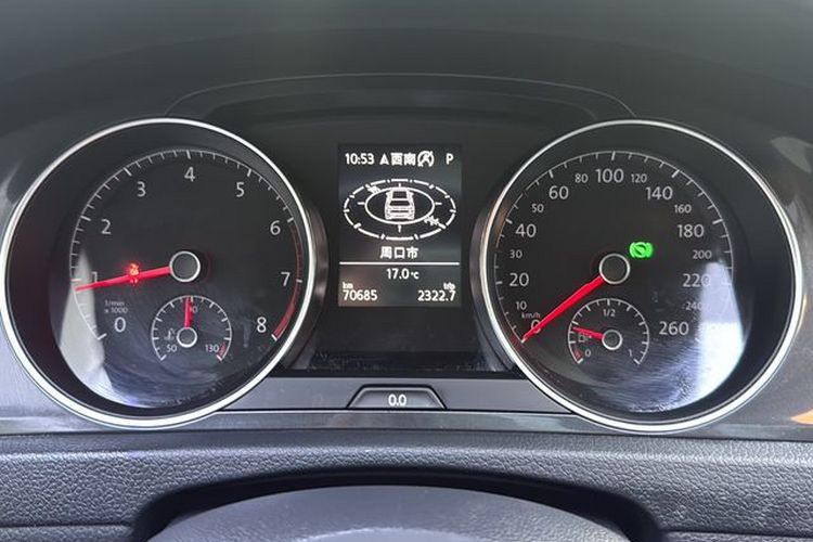 Volkswagen Golf 2020 car image #13