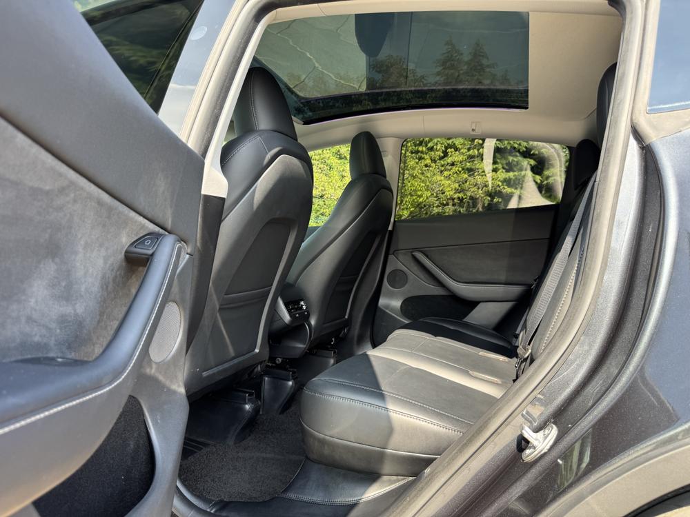 Tesla Model Y 2025 car image #19