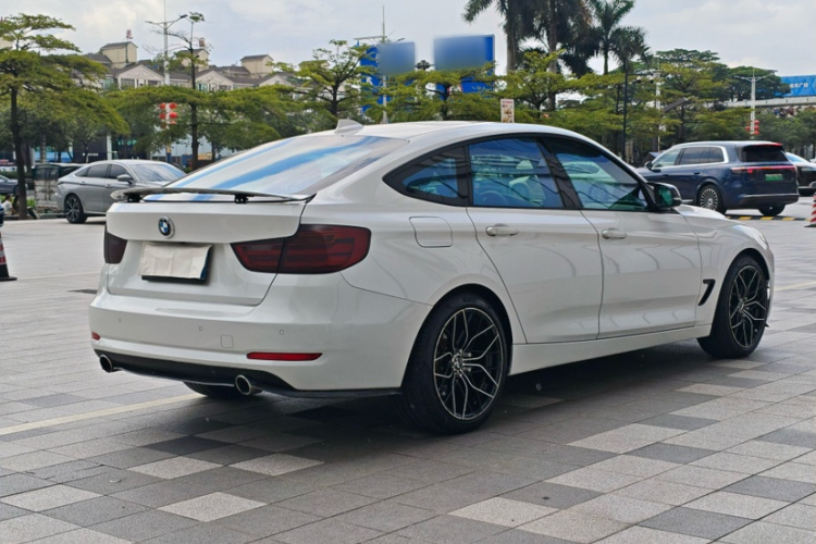 BMW 3 Series GT 2016 car image #11