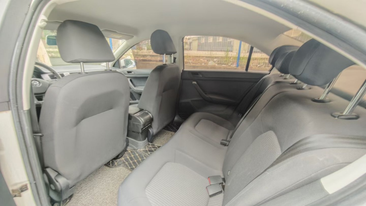Volkswagen Santana 2019 #5 Volkswagen Santana 2019 car image #5