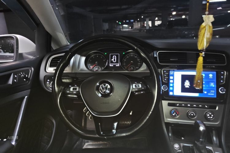 Volkswagen Golf 2016 car image #12