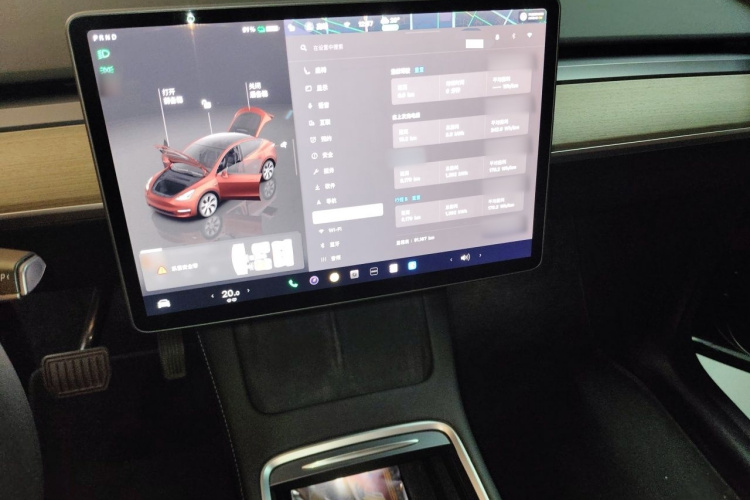 Tesla Model Y 2023 #17 Tesla Model Y 2023 car image #17
