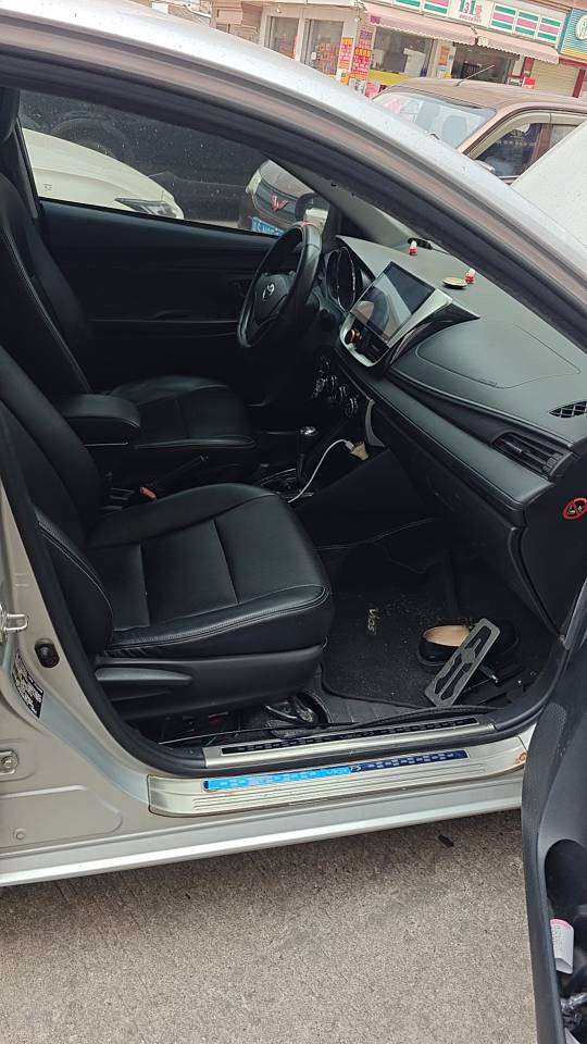 Toyota Vios 2017 изображение автомобиля #4