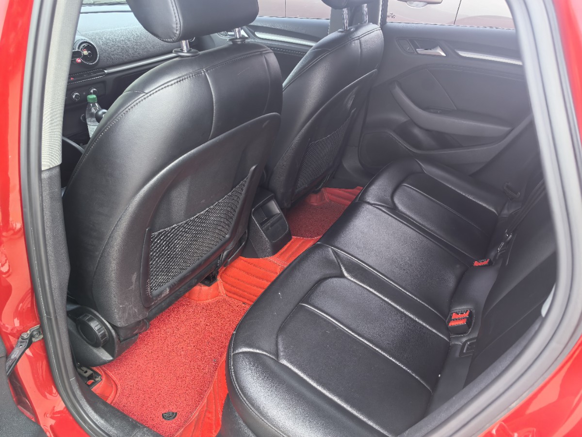 Audi A3 2018 car image #3