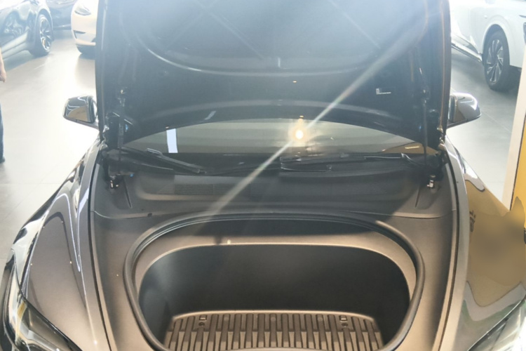 Tesla Model 3 2025 #20 Tesla Model 3 2025 car image #20